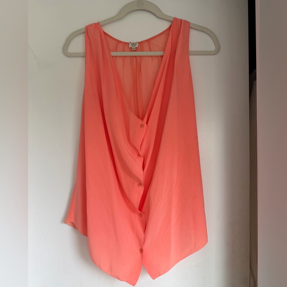 Wilfred Coral Silk Sleeveless Button-Down Top